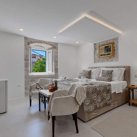 ماكارسكا Luxury Rooms Palace B&B المظهر الخارجي الصورة