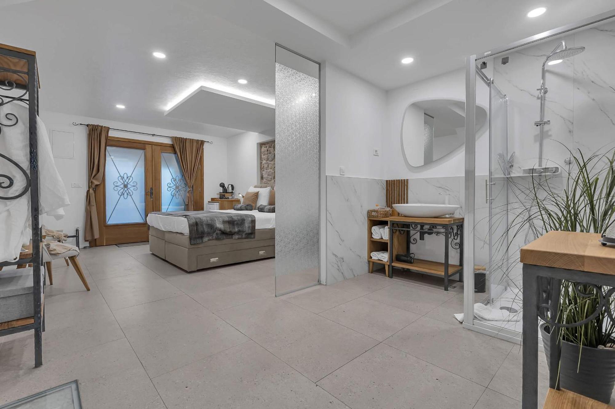 ماكارسكا Luxury Rooms Palace B&B المظهر الخارجي الصورة