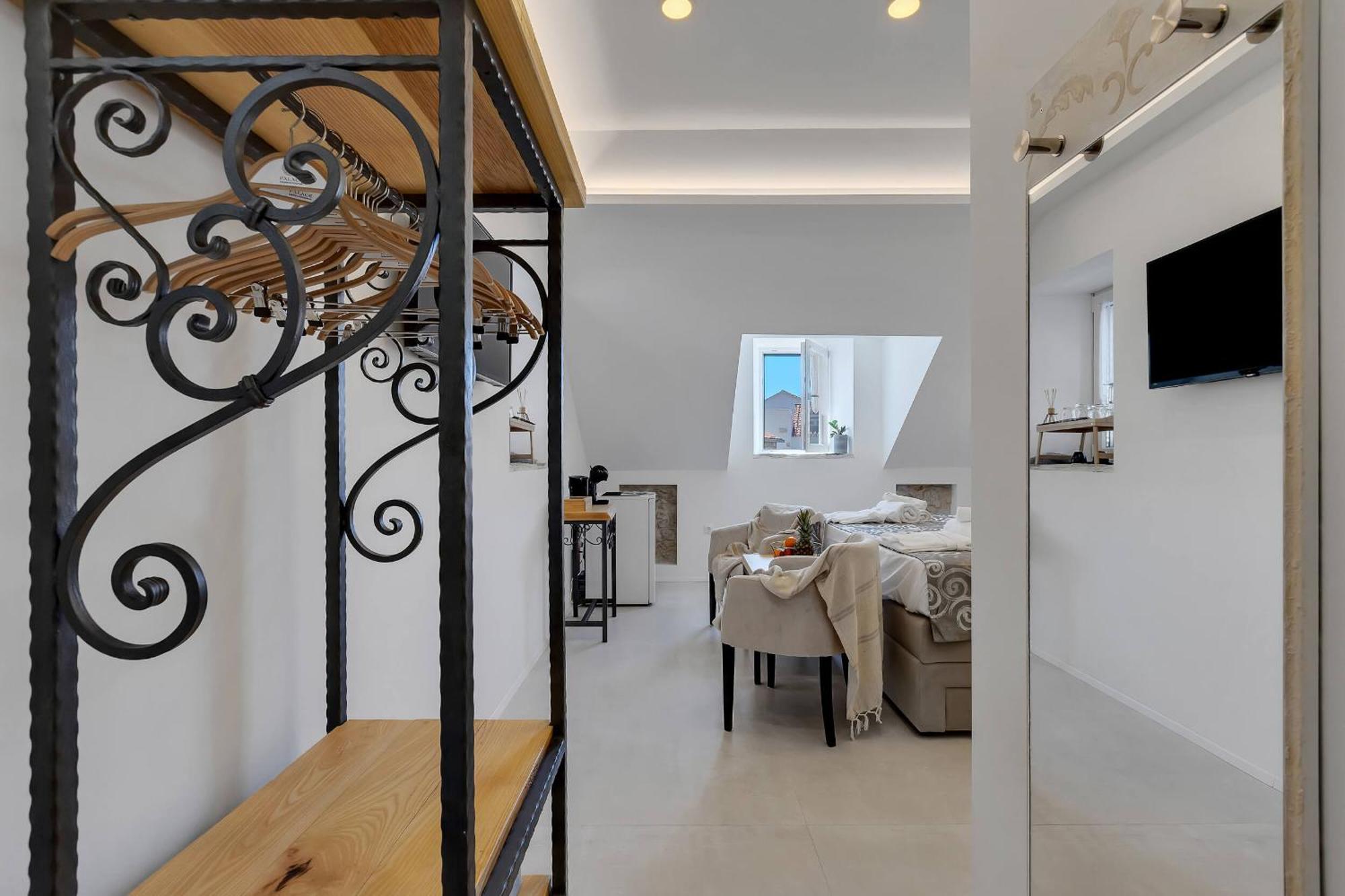 ماكارسكا Luxury Rooms Palace B&B المظهر الخارجي الصورة